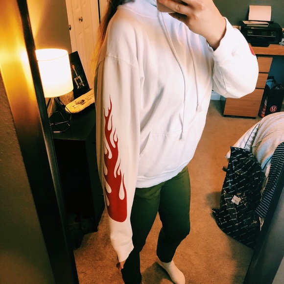 Brandy Melville Tops - Brandy Melville Hoodie! :)